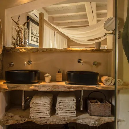 La Casa Dei Gatti A Seccheto, Una Chicca Seccheto