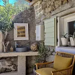 La Casa Dei Gatti A Seccheto, Chicca 펜션 *